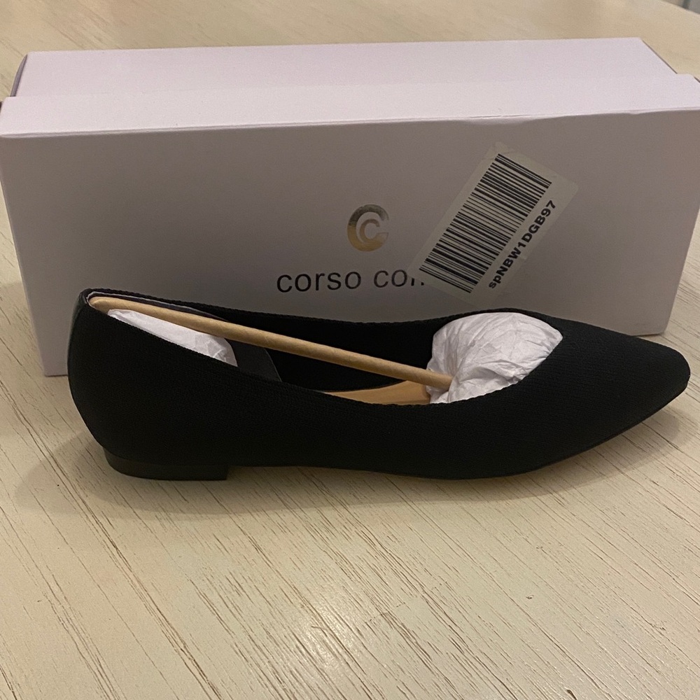 Corso Como Black Pointed Toe Flat with Textured Upper